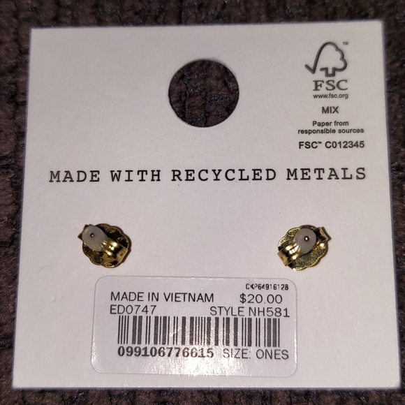 Madewell Gold Butterfly Stud Earrings Hypoallergenic Titanium Posts NWT - Picture 2 of 2